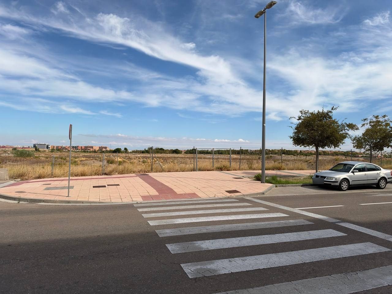 La zona de la parcela S-6 hoy, desde la avenida del Patio de los Naranjos